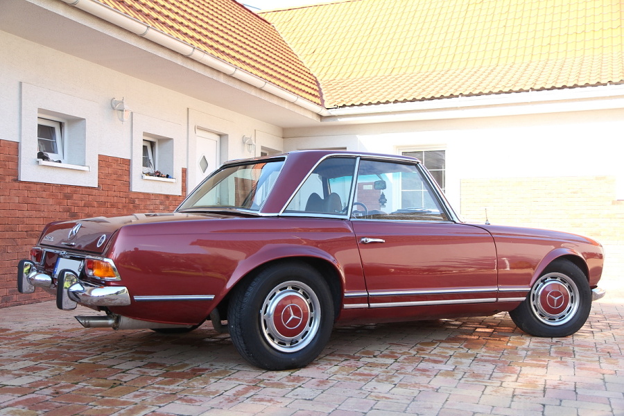 Mercedes Benz 280SL Pagoda